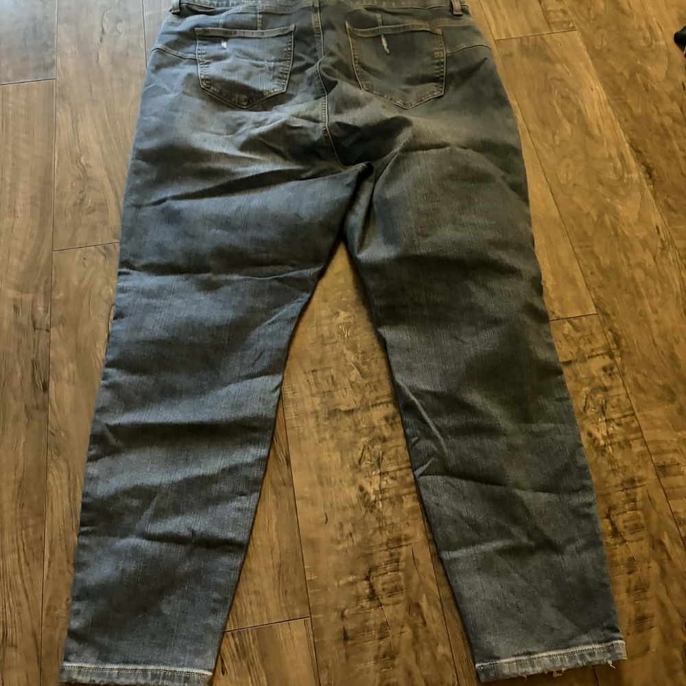 Torrid Women's Distressed Blue Jeans - Picture 6 of 6